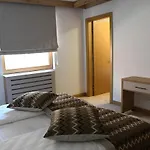 乌克公寓酒店 4* 亚霍里纳