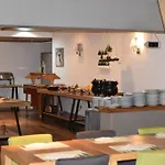 乌克公寓酒店