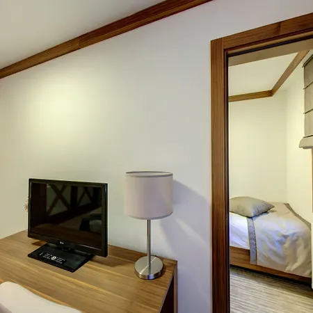 Vucko Hotell 4*